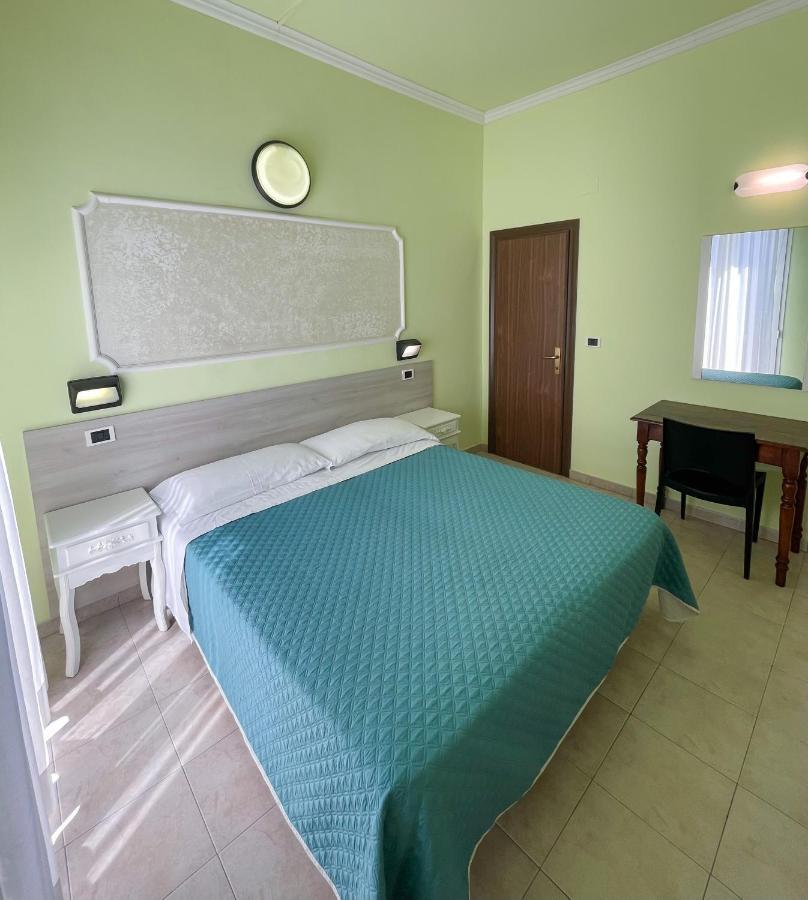 Hotel Liana Rimini Ngoại thất bức ảnh