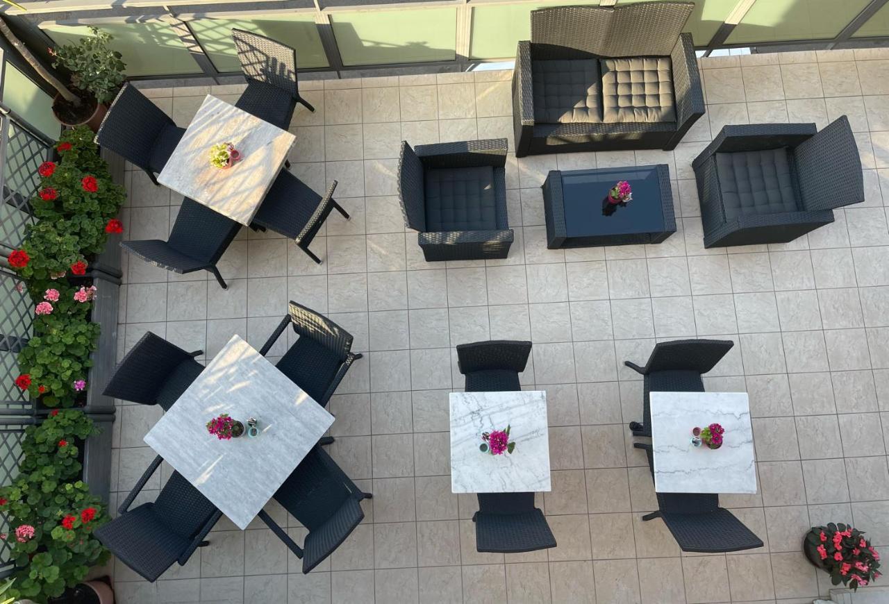 Hotel Liana Rimini Ngoại thất bức ảnh